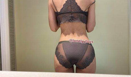 lonely toys free Nackt Leaks OnlyFans