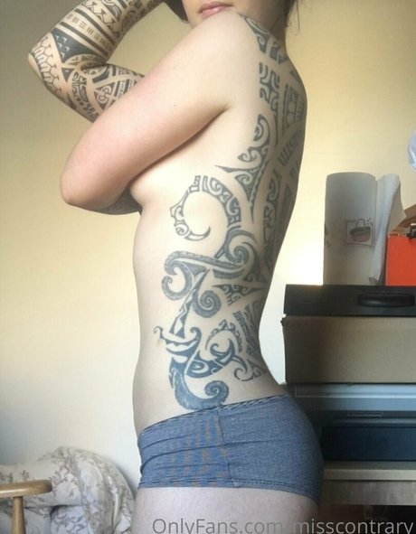 misscontrary free OnlyFans Striptease