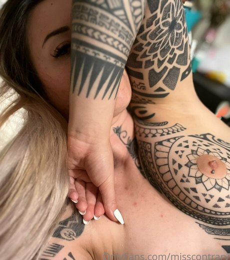 misscontrary free Oben ohne OnlyFans