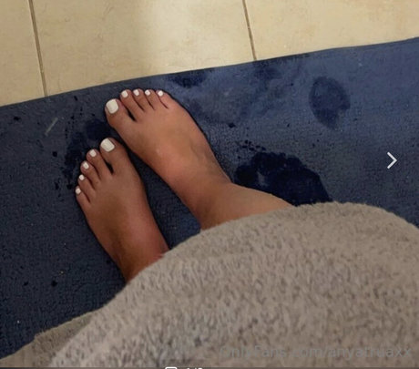 Anya Truaxx OnlyFans Sex