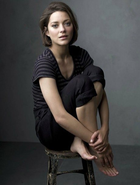 Marion Cotillard NurlyFans-Brüste