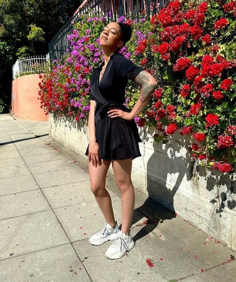 Amala Ekpunobi OnlyFans Inhalte