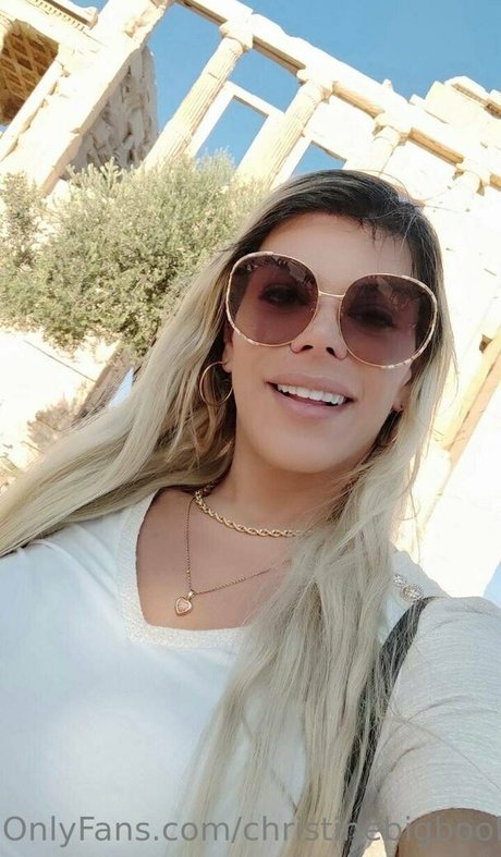 christinebigboobes OnlyFans nackte Brüste