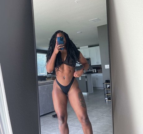 geegee flawless Sex auf OnlyFans