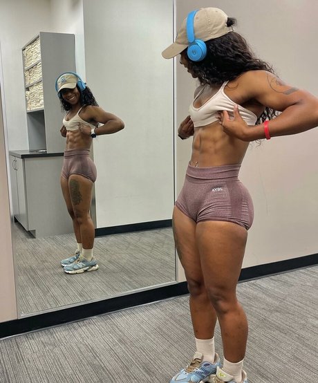 geegee flawless OnlyFans-Komplettinhalte