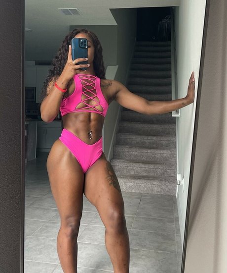 geegee flawless OnlyFans Pornografie geleakt