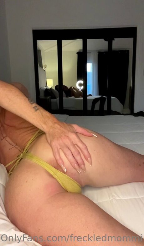 freckledmommi Leaked OnlyFans Sex