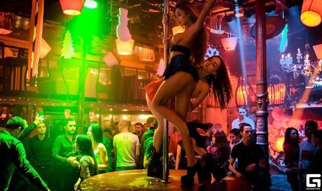 teen lesben onlyfans sexy nackt Galerie