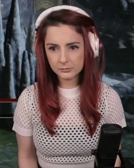 AnnieFuchsia Nacktbilder geleakt OnlyFans