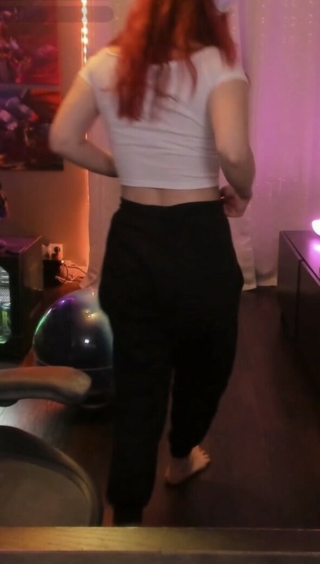 AnnieFuchsia OnlyFans-Leaks