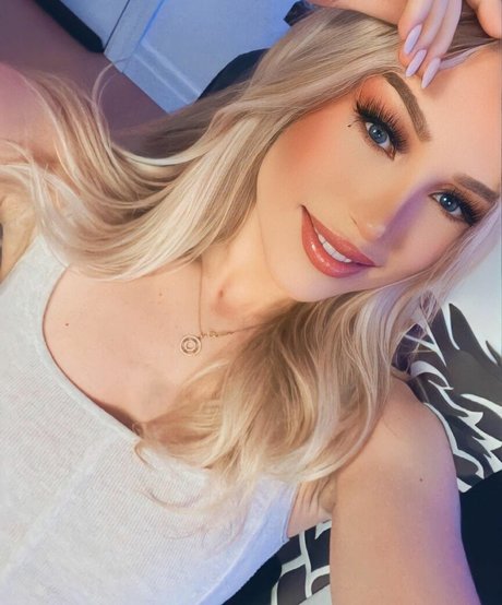 Emerome Nacktbilder von OnlyFans