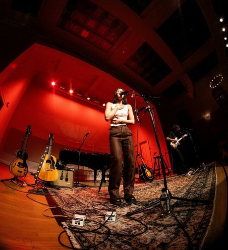 Gracie Abrams OnlyFans Leaj