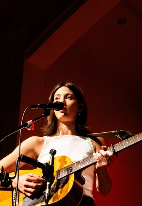 Gracie Abrams Leak von OnlyFans Pornografie