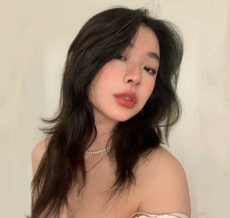 pipluptiny OnlyFans Nacktbilder