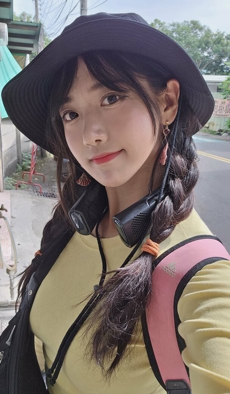 jinnytty Nacktbilder OnlyFans