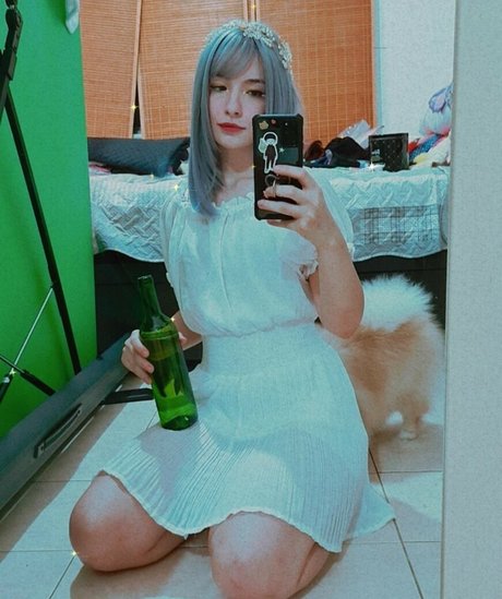 Faye Tan Nacktbilder von OnlyFans