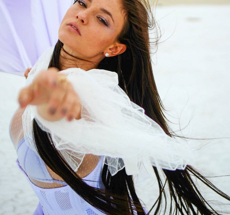 Jade Chynoweth OnlyFans Striptease