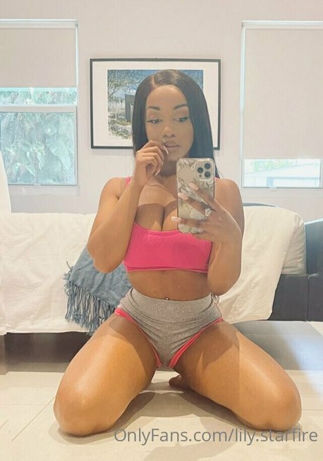 Lily Starfire OnlyFans-Fotos