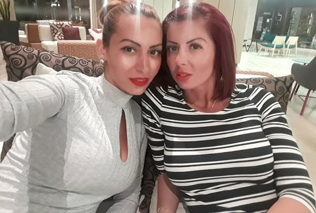 Marinela Adalbertova Titten OnlyFans