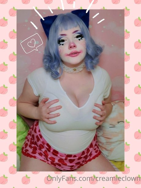 Creamieclown OnlyFans Strip