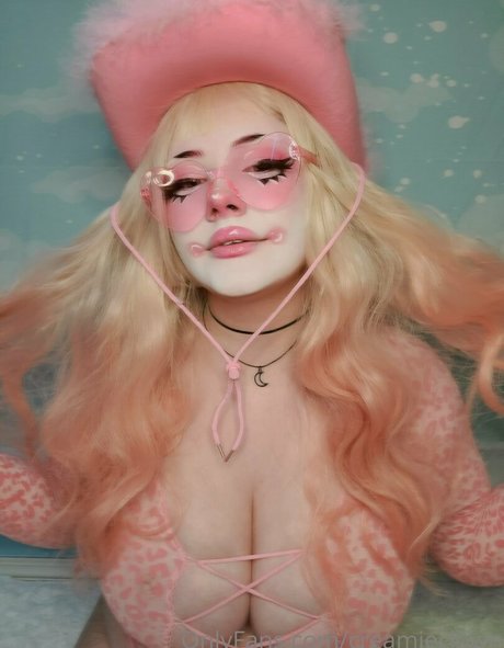 Creamieclown OnlyFans nackte Brüste
