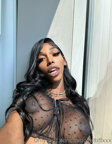 Baggyaltiffxxx Oben ohne OnlyFans