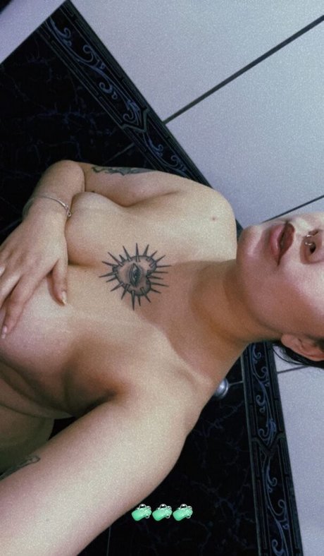 privisis2u OnlyFans-Leak