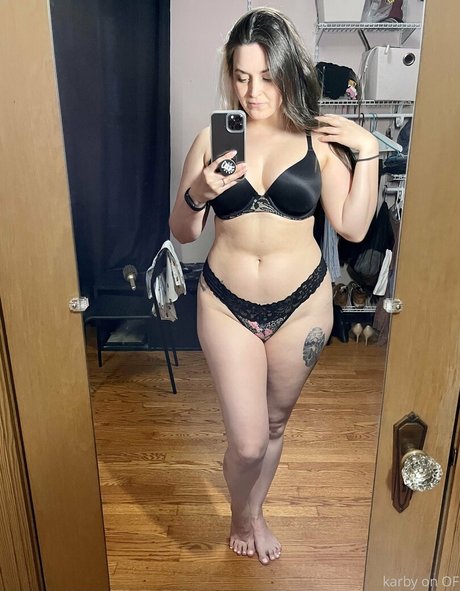 karby Nacktbilder geleakt