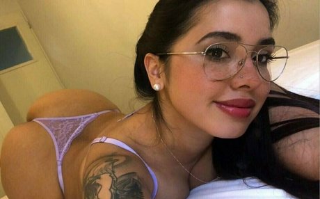 ladyaprill Neues OnlyFans