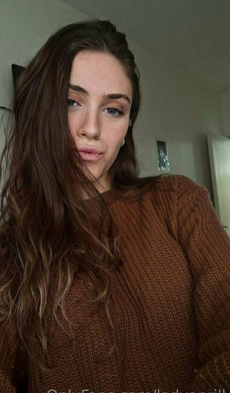 ladyaprill NurlyFans-Brüste