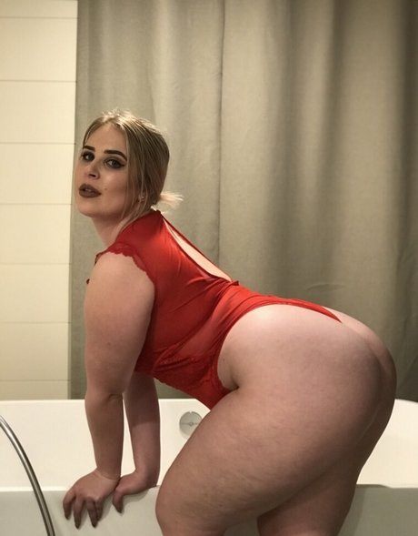 Sophie Turner OnlyFans NSFW