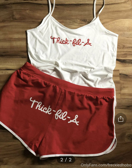 Freckledhobo OnlyFans Inhalte