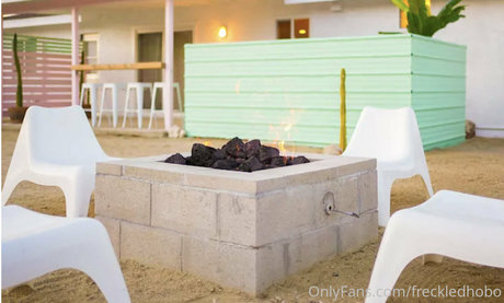 Freckledhobo Nacktpornos auf OnlyFans