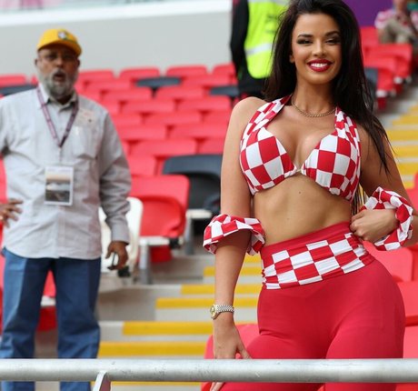 Ivana Knoll Nacktbilder von OnlyFans