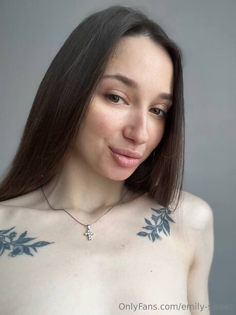 Emily Sweet OnlyFans Porn Nackt