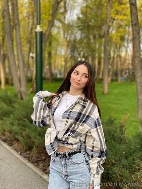 Emily Sweet Sexy OnlyFans