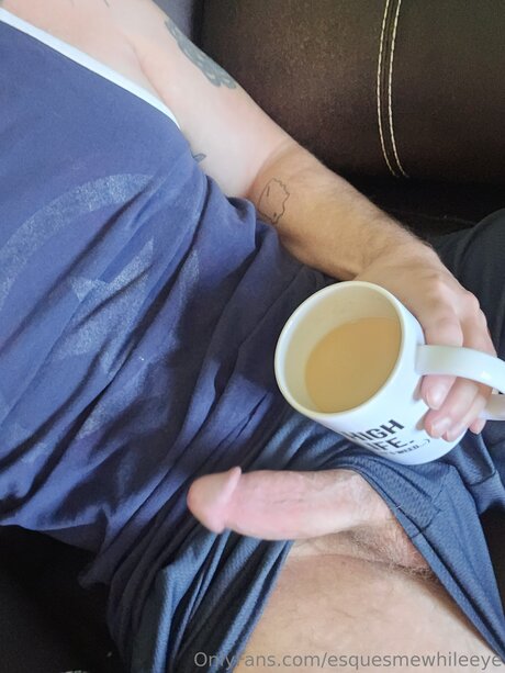 Esquesmewhileeye OnlyFans Leak