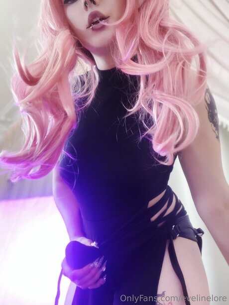 Evelinelore Auf OnlyFans
