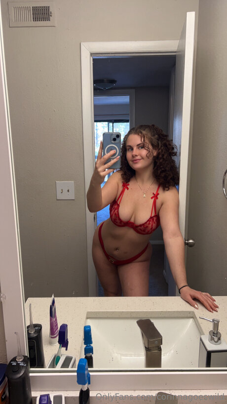 Corinnagoeswild OnlyFans-Model