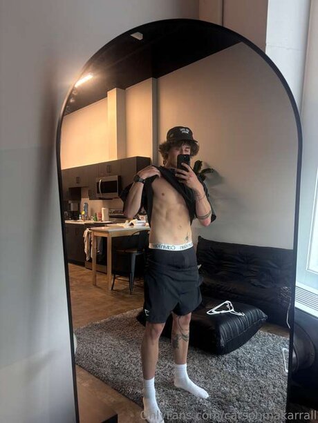Carsonmakarrall Nacktbilder von OnlyFans