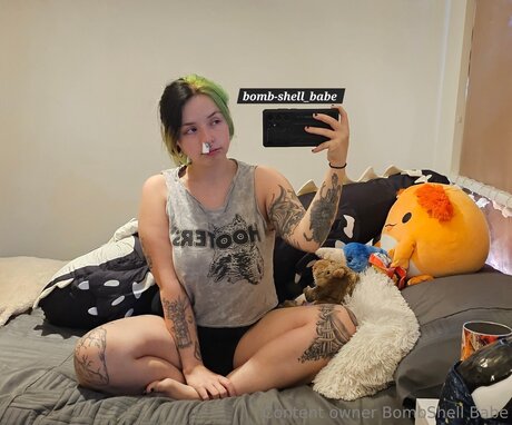 Bomb Shell Babe OnlyFans Inhalte