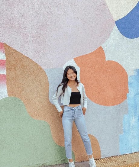 Ashley Liao OnlyFans Model Bilder