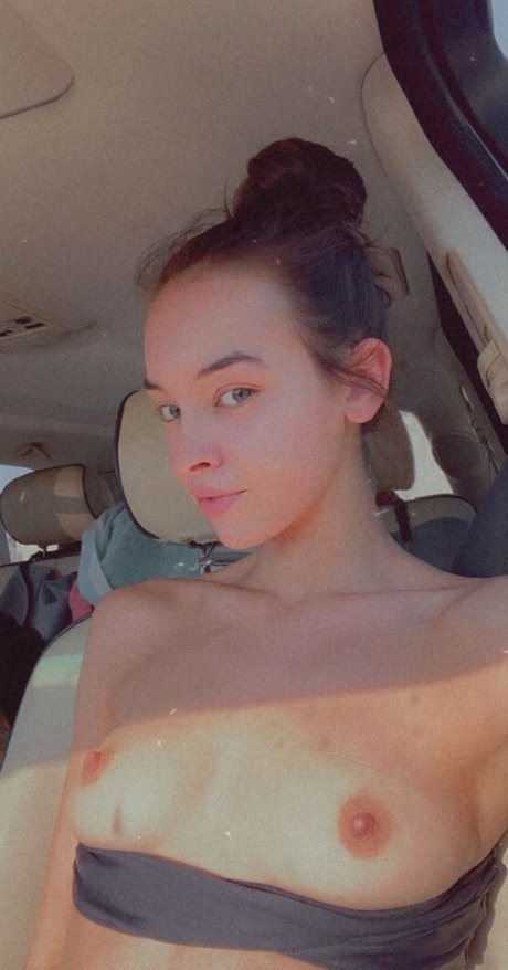 Charity4Charity Nacktbilder von OnlyFans