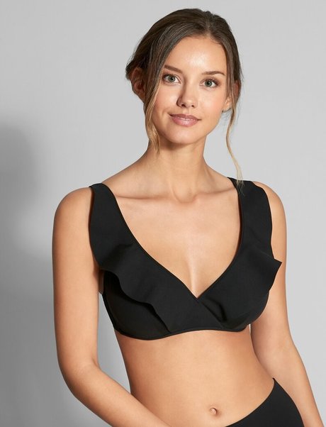 Nicola Cavanis OnlyFans Sex