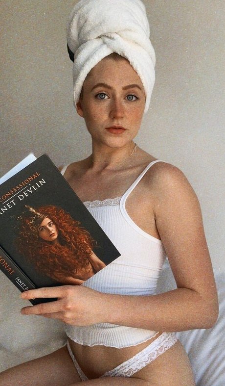 Janet Devlin Porn OnlyFans Leak
