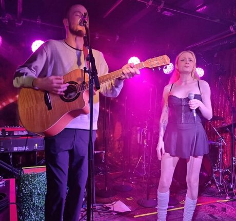 Janet Devlin OnlyFans Nacktbilder