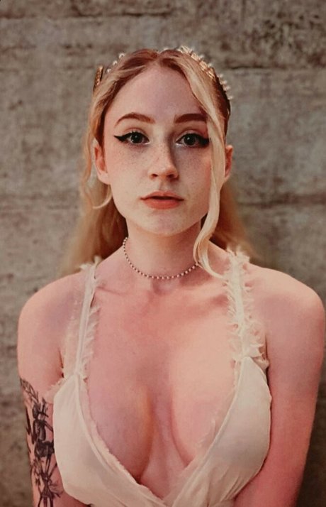 Janet Devlin OnlyFans Nackt Leak