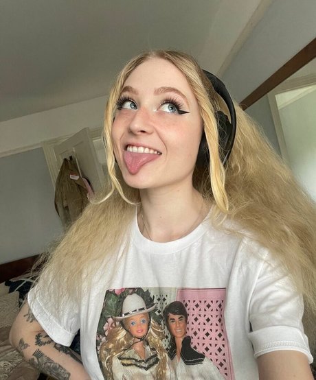 Janet Devlin Leaked OnlyFans XXX