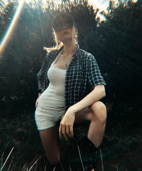 Janet Devlin Leaked Porn OnlyFans