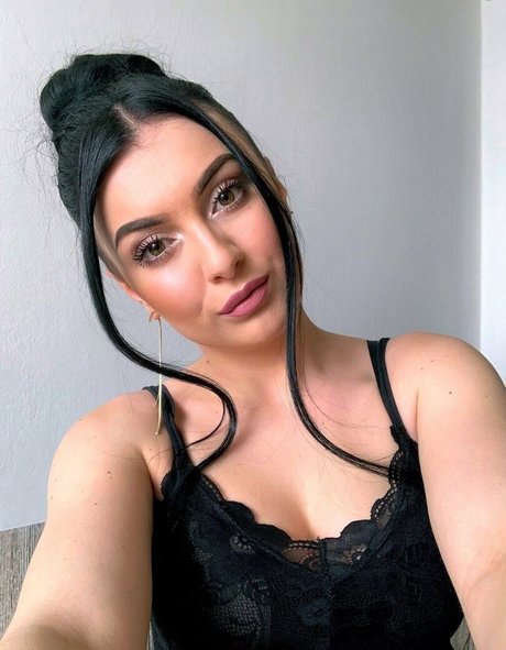 belladiablo OnlyFans-Seite